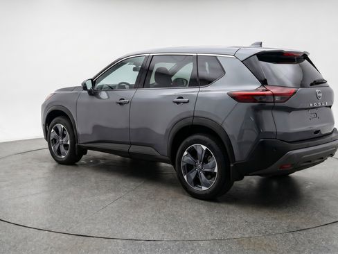 Used 2025 Nissan Rogue SV AWD/4WD image 6