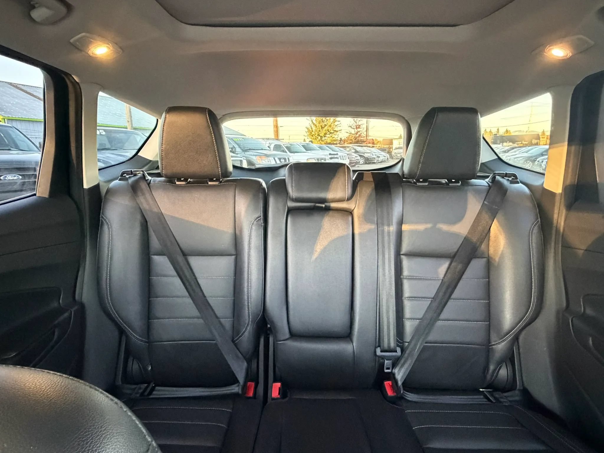 Used 2016 Ford Escape Titanium w/ Equipment Group 301A AWD/4WD image 10