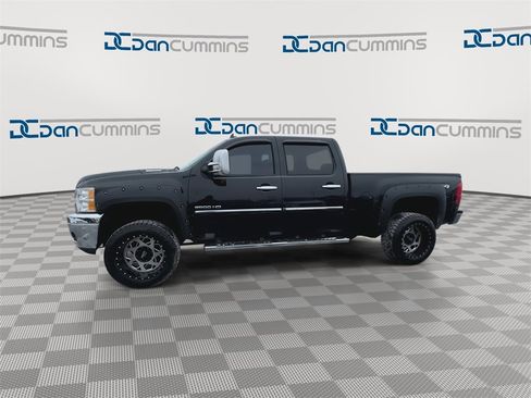 Used 2013 Chevrolet Silverado 2500 LT w/ Custom Sport Truck Package image 5