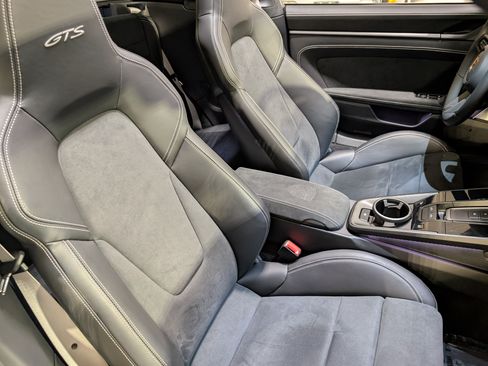 Used 2024 Porsche 911 Targa 4 GTS image 24