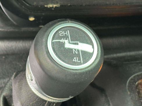 Used 2020 Jeep Wrangler Unlimited Sahara AWD/4WD image 26
