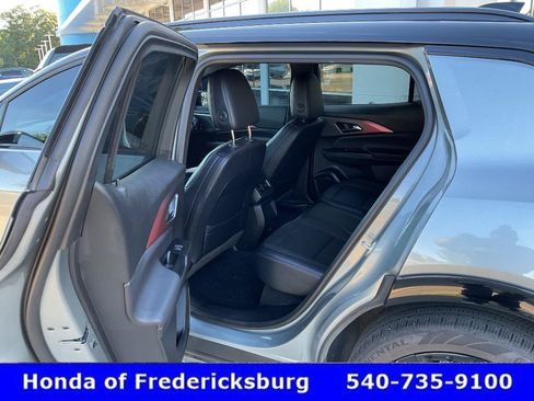 Used 2024 Chevrolet Equinox EV RS FWD image 25