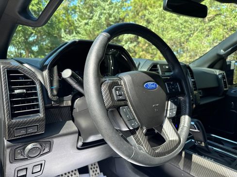 Used 2018 Ford F150 Lariat w/ Equipment Group 502A Luxury AWD/4WD image 18