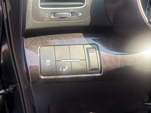 Used 2014 Kia Sorento SX w/ 3rd Row Package AWD/4WD image 48