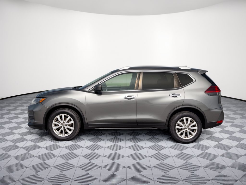 Used 2018 Nissan Rogue SV FWD image 2