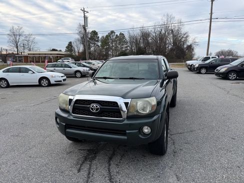 Used 2011 Toyota Tacoma 4x4 Access Cab V6 image 5