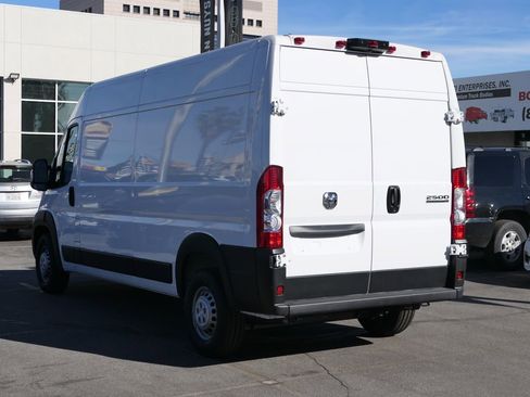 New 2024 RAM ProMaster 2500 w/ Convenience Group image 5
