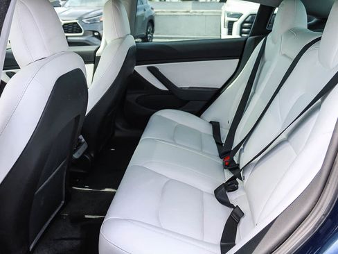 Used 2018 Tesla Model 3 Long Range AWD/4WD image 19
