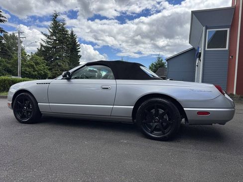 Used 2004 Ford Thunderbird RWD image 6
