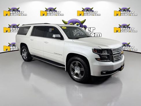 Used 2017 Chevrolet Suburban Premier image 3
