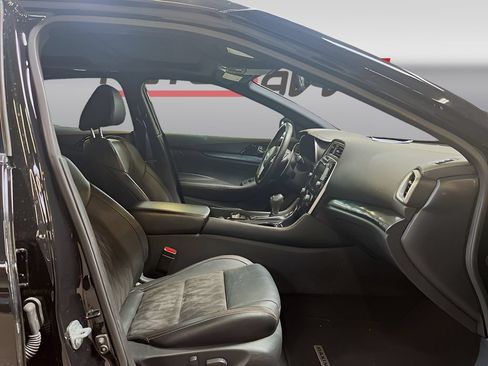 Used 2023 Nissan Maxima SR w/ Sport Mat Group FWD image 29