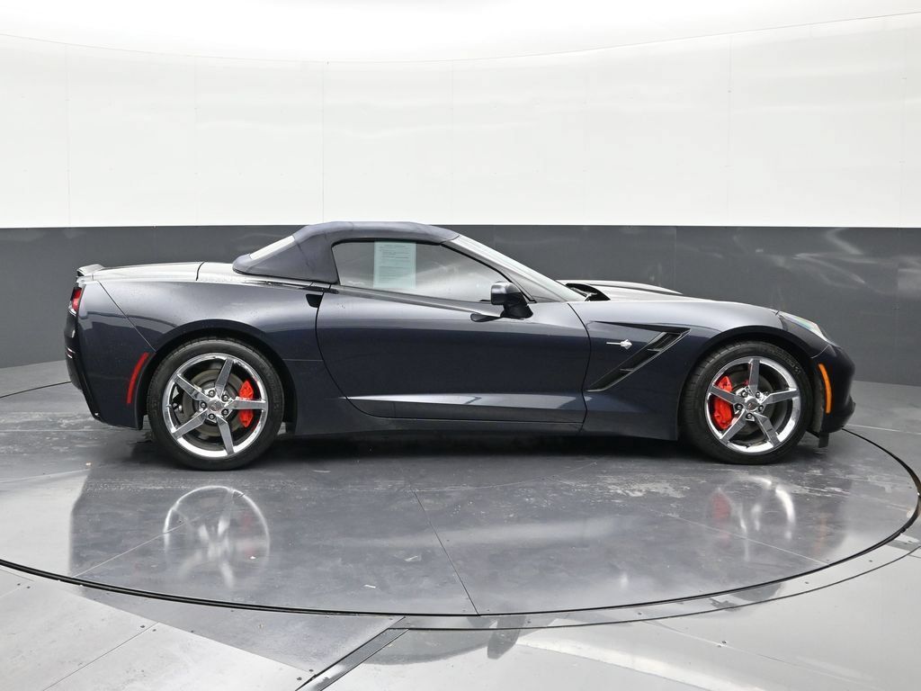 Used 2014 Chevrolet Corvette Stingray Convertible w/ 3LT Preferred Equipment Group RWD image 4