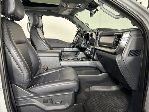 Used 2025 Ford F350 Lariat w/ Lariat Ultimate Package image 7