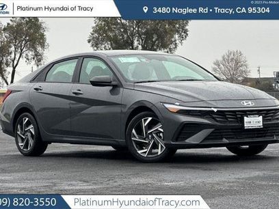 New 2025 Hyundai Elantra Sport