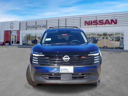 New 2026 Nissan Kicks SR w/ Cold Weather Package image 10