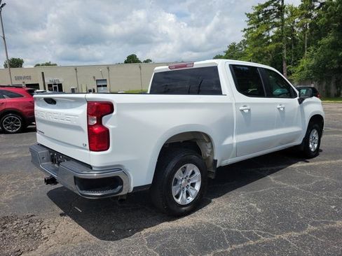 Used 2025 Chevrolet Silverado 1500 LT RWD image 23