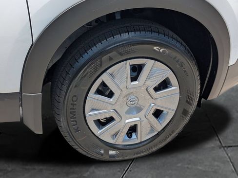 New 2026 Nissan Kicks S FWD image 11