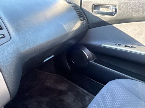 Used 2005 Nissan Altima 3.5 SE w/ (M01) Sport Pkg image 30