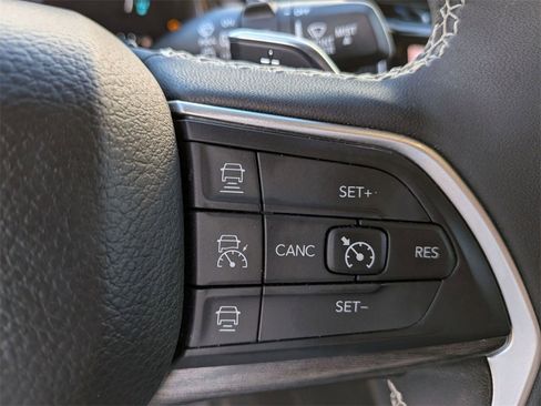 Used 2024 Jeep Grand Cherokee Limited 4xe image 21