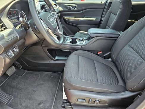 Used 2022 GMC Acadia SLE w/ Driver Convenience Package FWD image 26