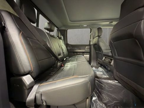 New 2026 Ford F250 Lariat w/ Black Appearance Package image 23
