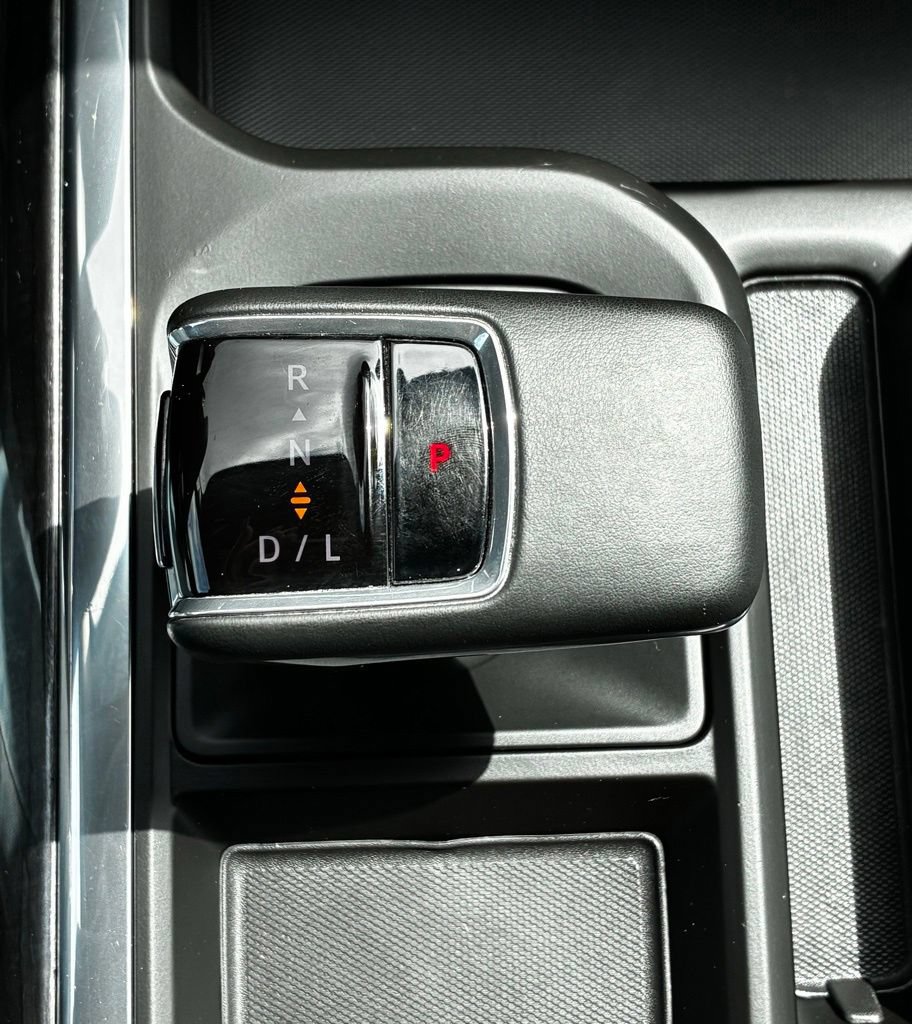 Used 2025 Chevrolet Silverado 1500 LTZ AWD/4WD image 22