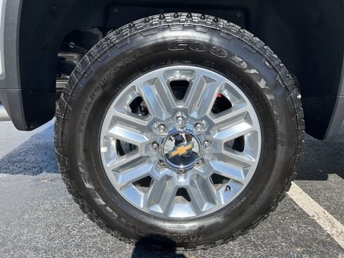 New 2025 Chevrolet Silverado 2500 High Country w/ High Country Premium Package image 47