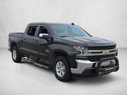 Used 2021 Chevrolet Silverado 1500 LT image 3