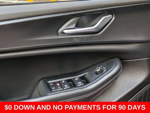 Used 2025 Jeep Grand Cherokee Altitude AWD/4WD image 13