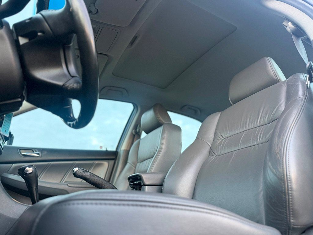 Used 2005 Honda Accord EX-L image 10