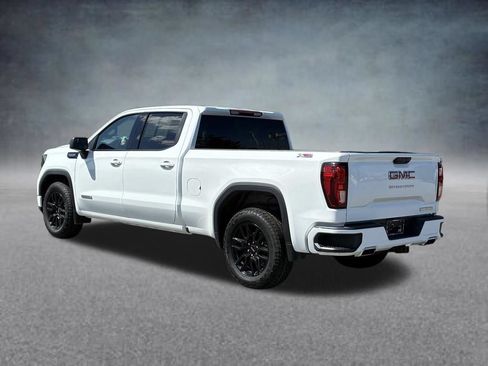 Used 2023 GMC Sierra 1500 Elevation w/ X31 Off-Road Package AWD/4WD image 3