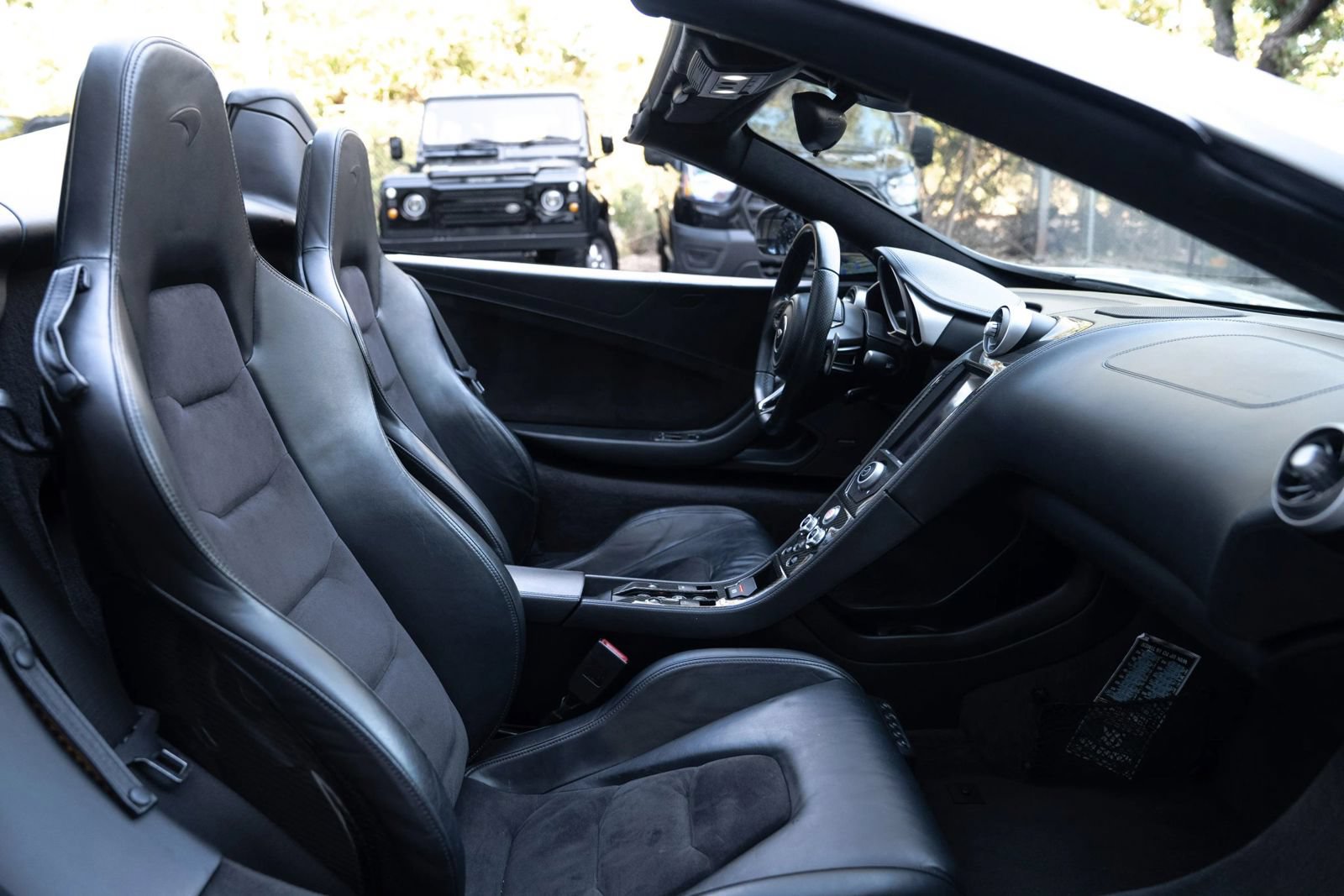 Used 2013 McLaren MP4-12C Spider RWD image 24