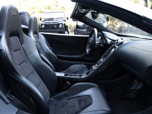 Used 2013 McLaren MP4-12C Spider RWD image 24