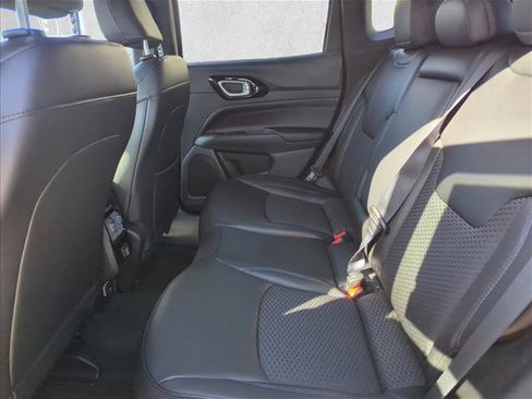 New 2026 Jeep Compass Latitude image 12