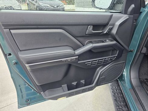 Certified 2025 Toyota 4Runner TRD Off-Road Premium image 24