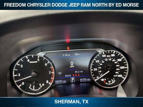 Used 2024 Nissan Altima 2.5 SV FWD image 13