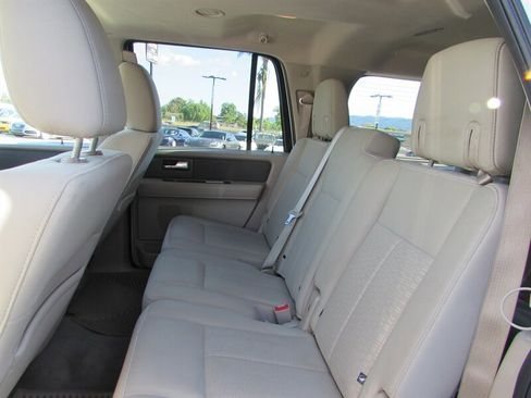Used 2013 Ford Expedition EL XLT RWD image 24