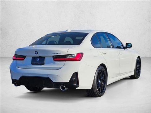 New 2026 BMW 330i Sedan w/ M Sport Package image 2