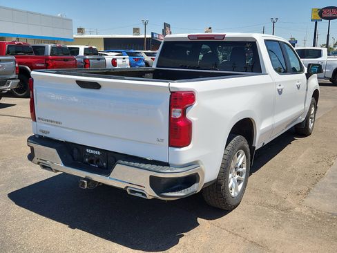 Used 2022 Chevrolet Silverado 1500 LT image 4