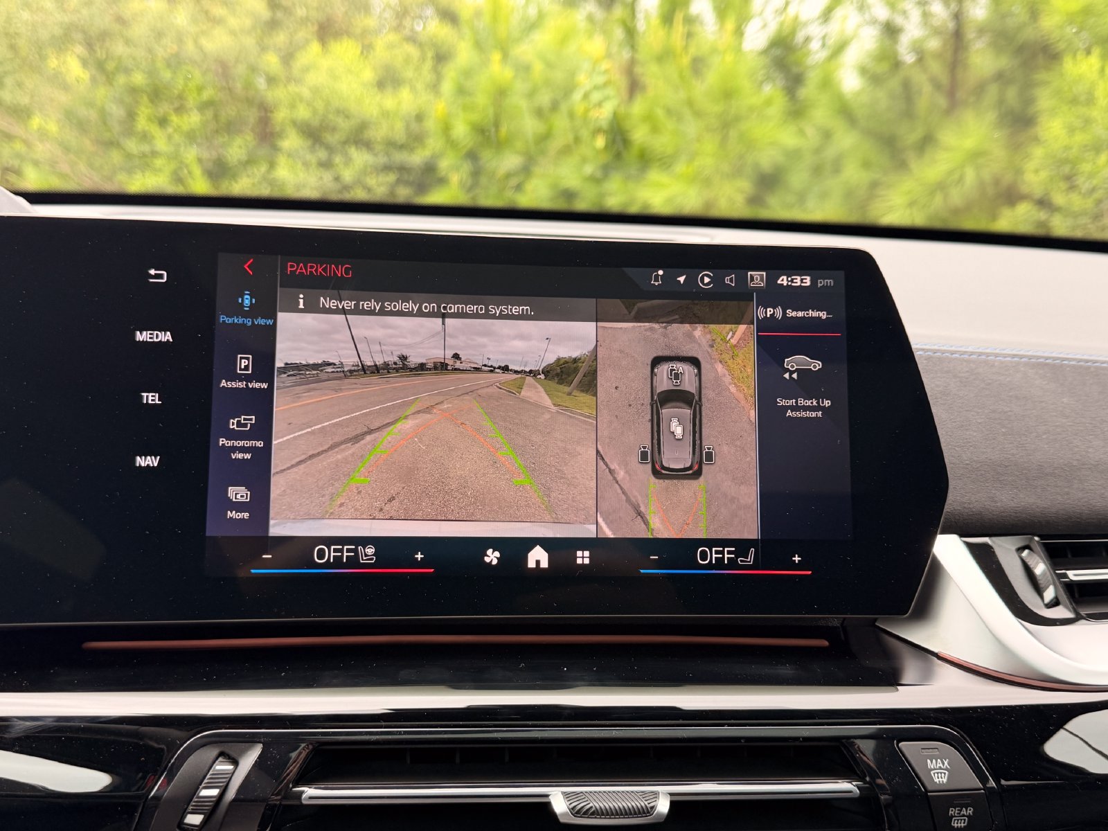 New 2027 BMW X1 M35i w/ Technology Package AWD/4WD image 4