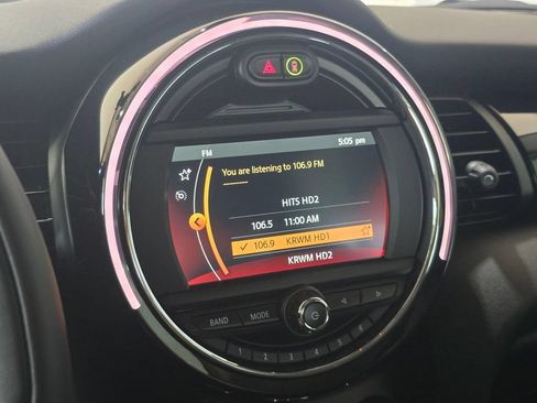 Used 2021 MINI Cooper 4-Door Hardtop w/ Storage Package FWD image 13