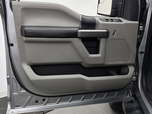 Used 2020 Ford F150 XLT AWD/4WD image 10