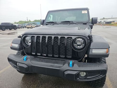 Used 2023 Jeep Wrangler Unlimited w/ Cold Weather Group AWD/4WD image 4