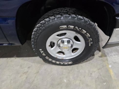 Used 2004 Chevrolet Silverado 1500 W/T image 24