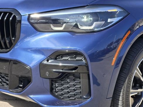 Used 2023 BMW X5 xDrive40i w/ M Sport Package image 9