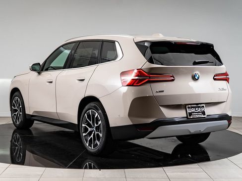 New 2026 BMW X3 xDrive30i w/ Premium Package AWD/4WD image 6