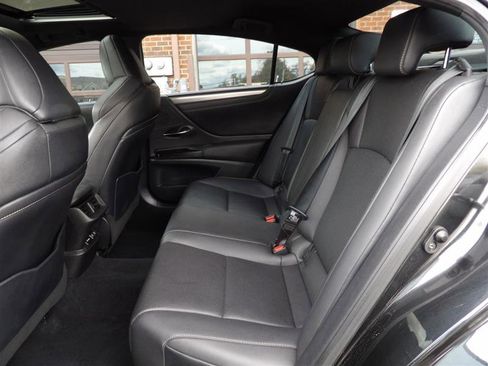 Used 2020 Lexus ES 350 F Sport image 11