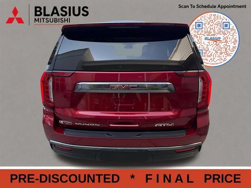 Used 2023 GMC Yukon AT4 w/ AT4 Premium Package AWD/4WD image 11