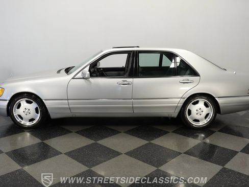 Used 1999 Mercedes-Benz S 500 Sedan image 2