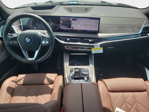 New 2026 BMW X5 xDrive40i w/ Executive Package AWD/4WD image 8